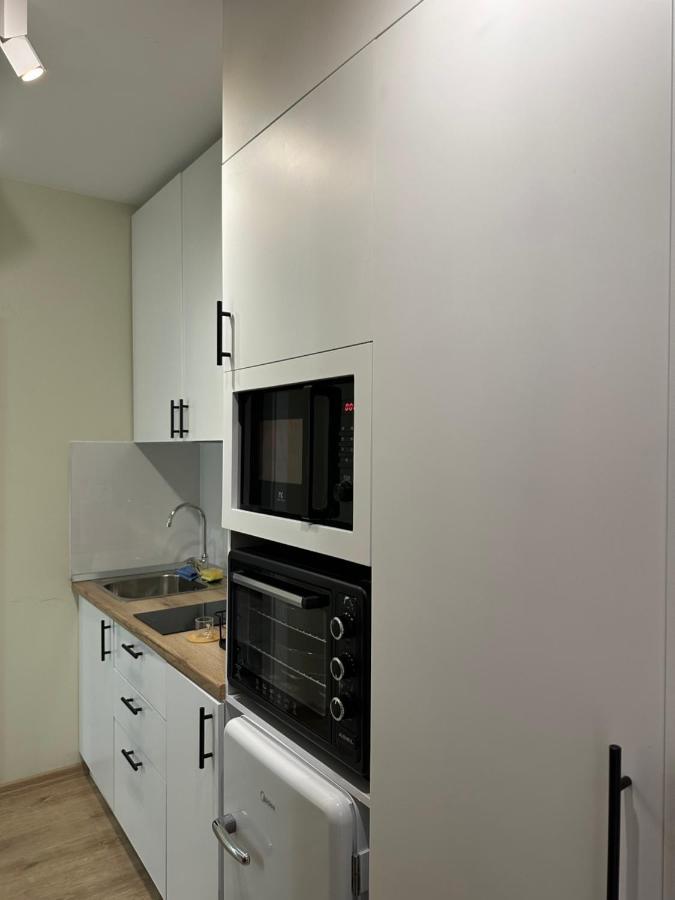 4Seasonsgea , New Modern Apartment In Tirana Kültér fotó