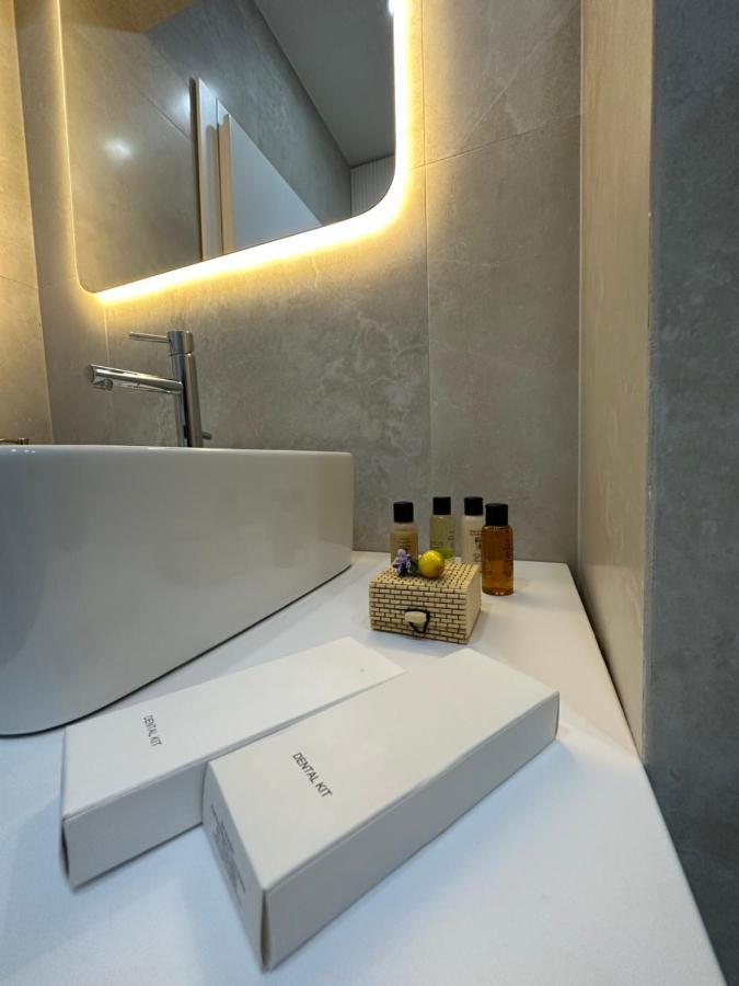 4Seasonsgea , New Modern Apartment In Tirana Kültér fotó